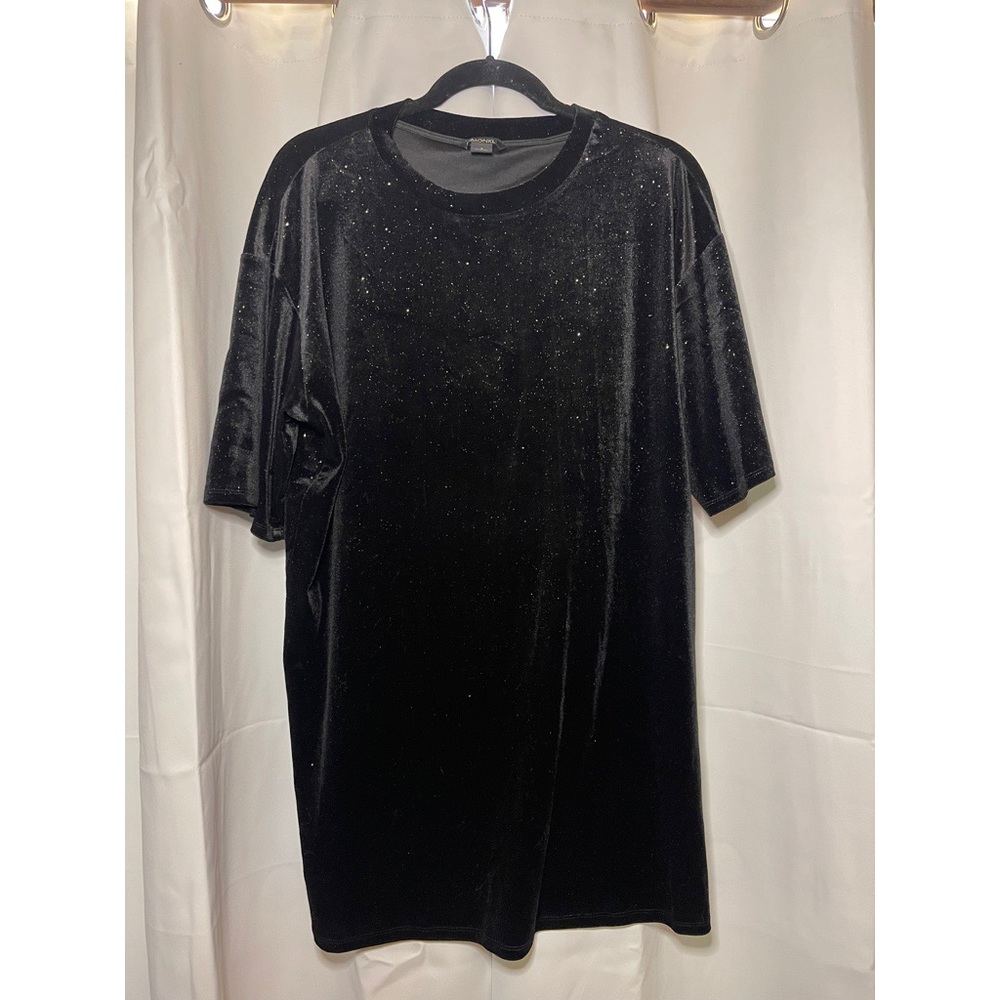 NWOT Monki Black Velvet T-Shirt Dress